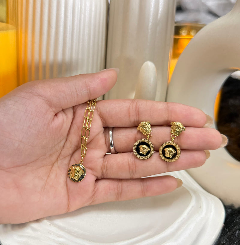 Amaura Noir & Gold Contrast Set “Black Tie Gold Set”