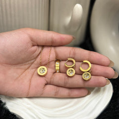 Amaura Lustrous Light Gold Set “Golden Radiance Necklace”