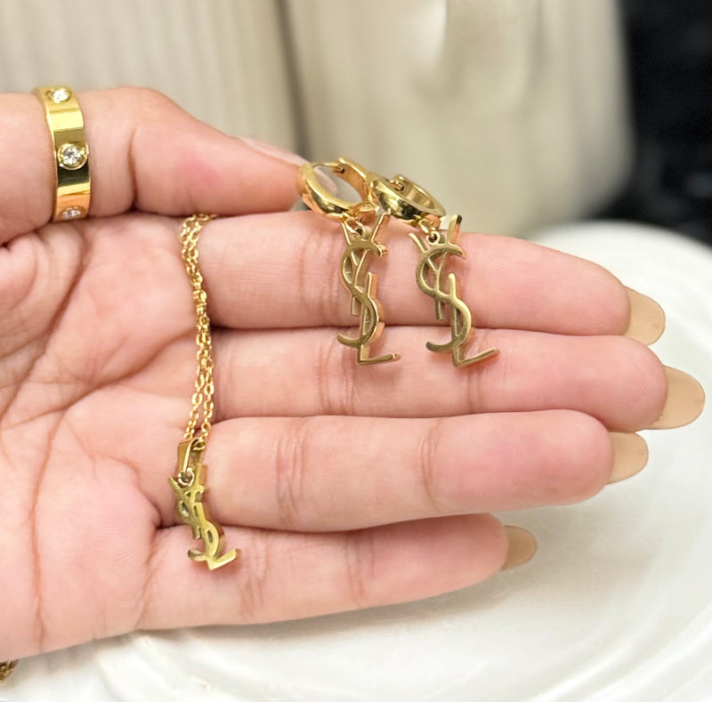 Amaura Golden Whisper Necklace Set “Soft Gold Elegance”