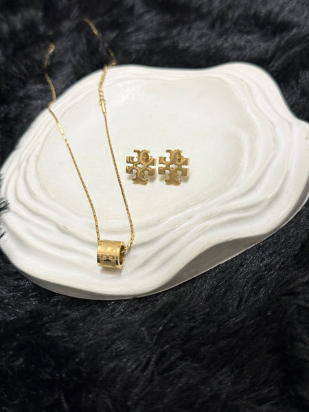 Amaura Nectar Gold Necklace Set “Liquid Gold Statement”