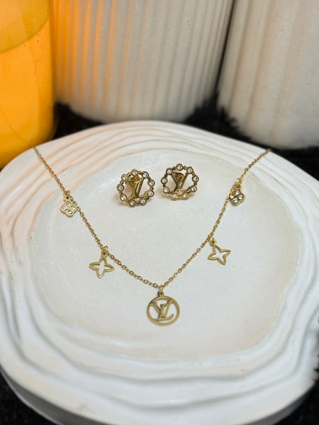 Charm chains