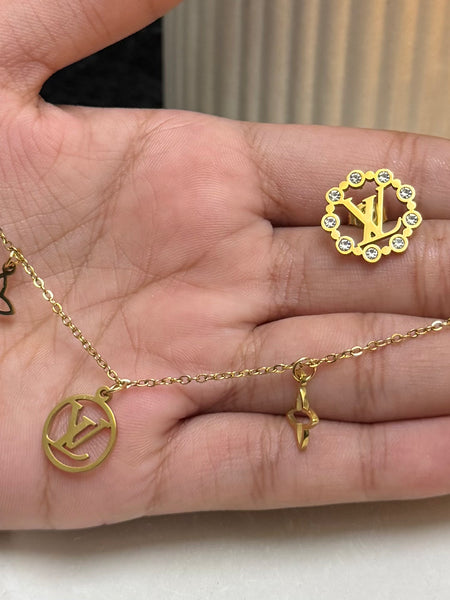 Charm chains