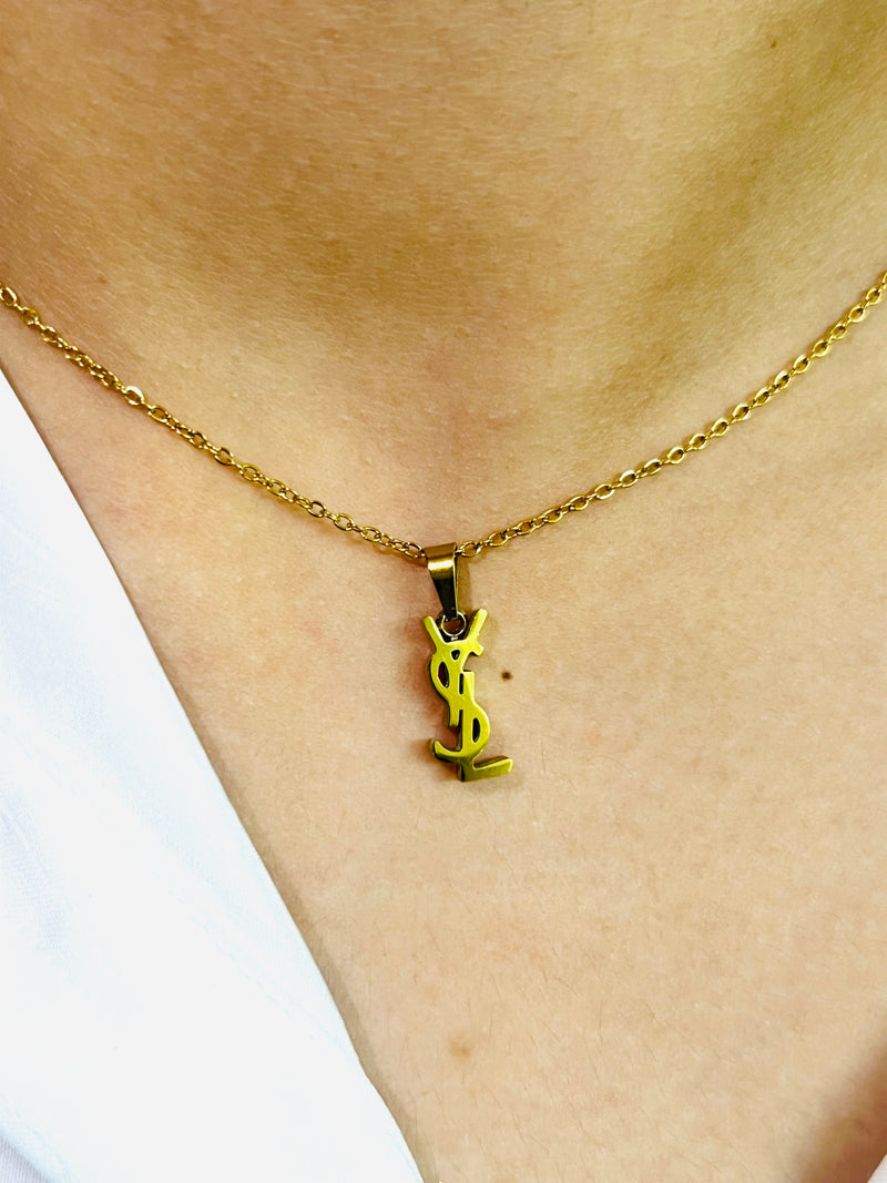 Amaura Golden Whisper Necklace Set “Soft Gold Elegance”