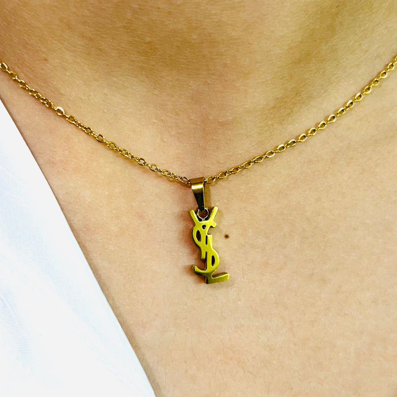 Amaura Golden Whisper Necklace Set “Soft Gold Elegance”