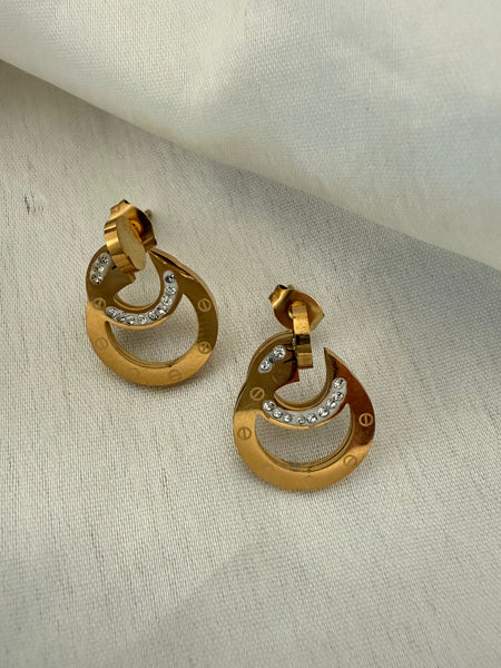 Set of studs