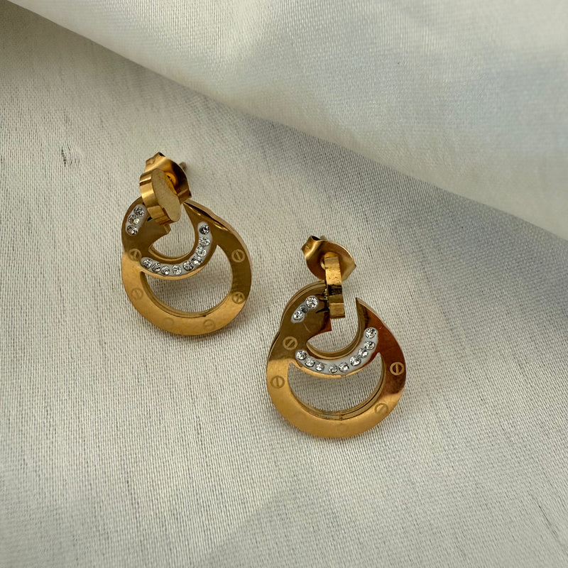 Set of studs