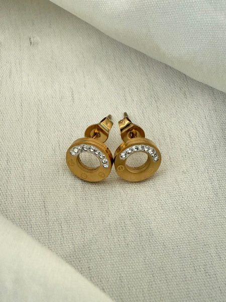 Set of studs