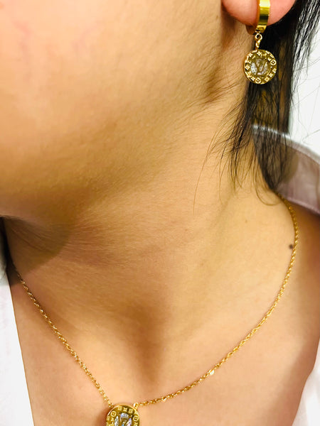Amaura Lustrous Light Gold Set “Golden Radiance Necklace”