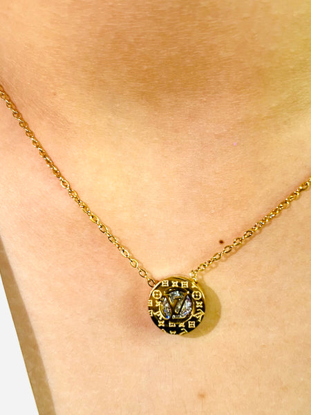 Amaura Lustrous Light Gold Set “Golden Radiance Necklace”