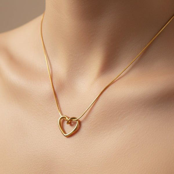 Heart Pendant with Chain / Gold Plated