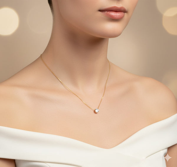 Sleek Pendant Chain