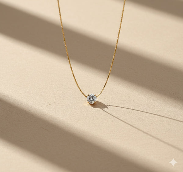Sleek Pendant Chain