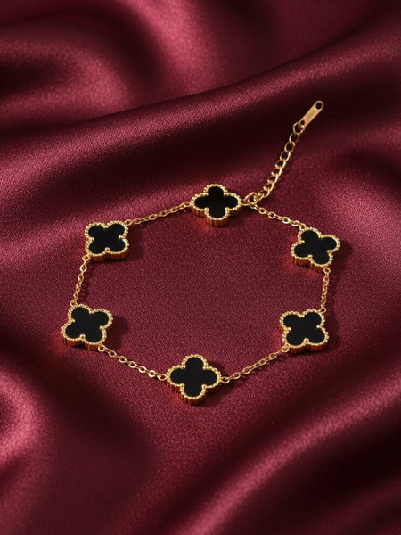 Amaura Noir Clover Charm Bracelet 