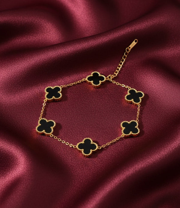 Amaura Noir Clover Charm Bracelet 