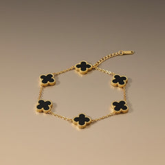 Amaura Noir Clover Charm Bracelet Image