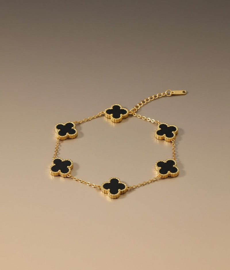 Amaura Noir Clover Charm Bracelet Image