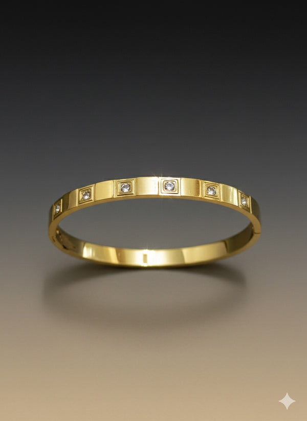 Classic Designer Kada