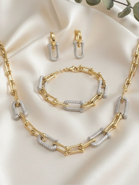 Amaura Dual-Tone Majesty Necklace Set “Golden Silver Luxe 18