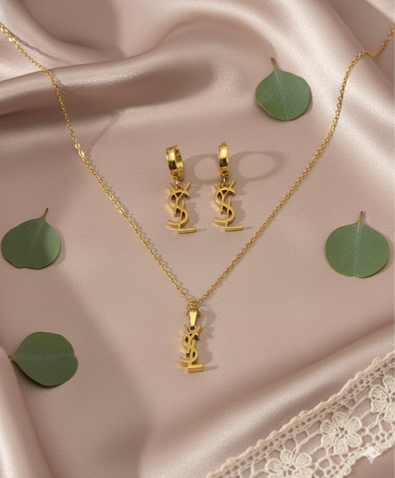 Amaura Golden Whisper Necklace Set “Soft Gold Elegance”
