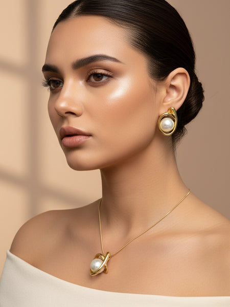 Amaura Pearlescent Gold Luxe Set “Pearl-Infused Gold Beauty”