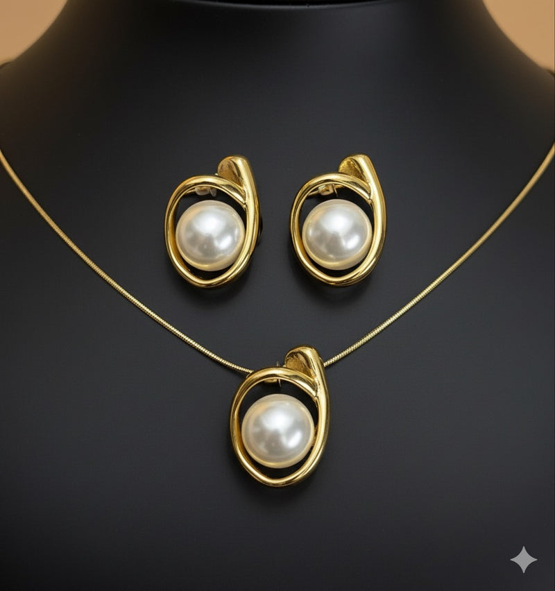 Amaura Pearlescent Gold Luxe Set “Pearl-Infused Gold Beauty”