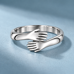 Amaura Jewels Sterling Silver Hug Hands Ring